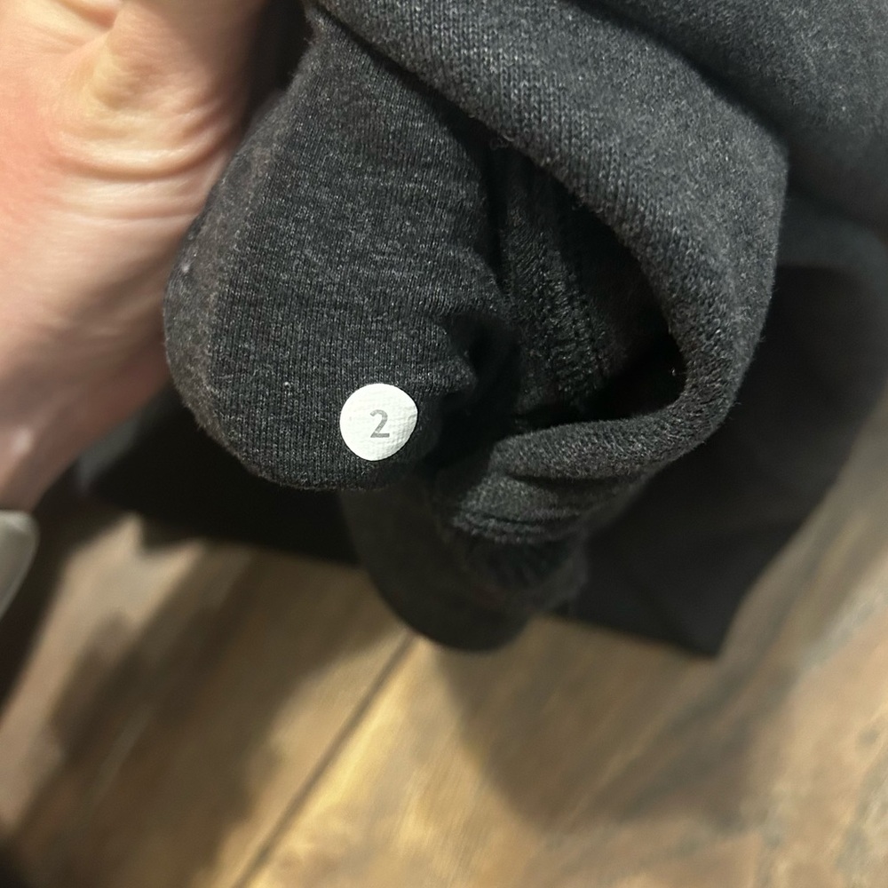 Lululemon Jacket - Picture 9 of 9